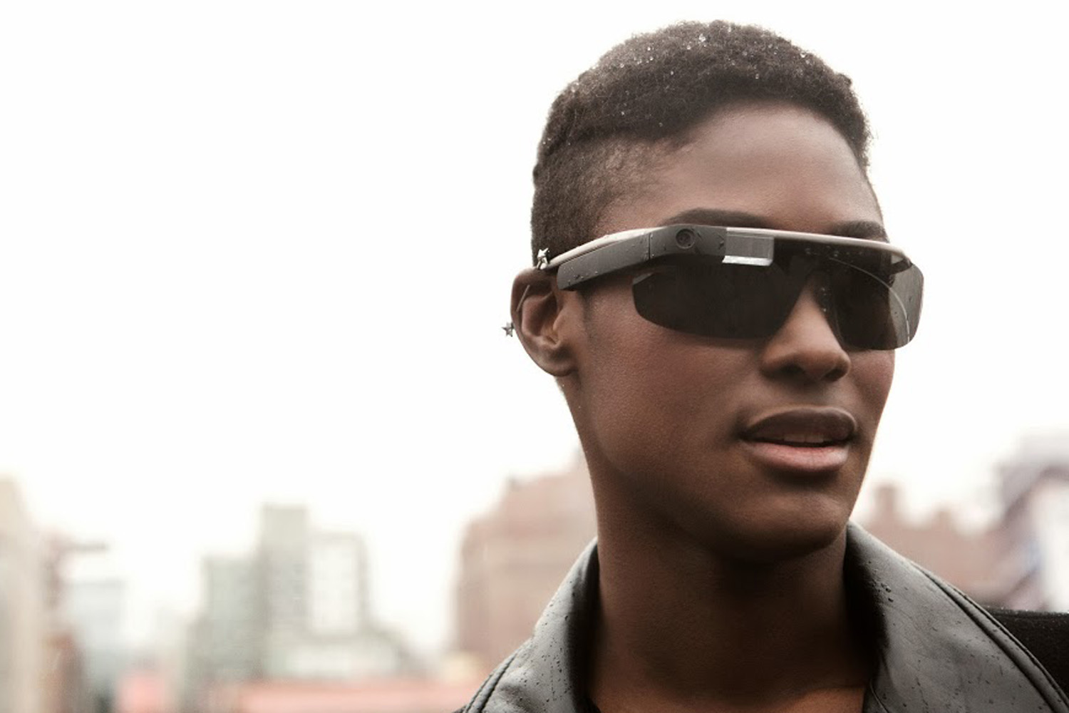 Google puts its Glass gadget in the frame