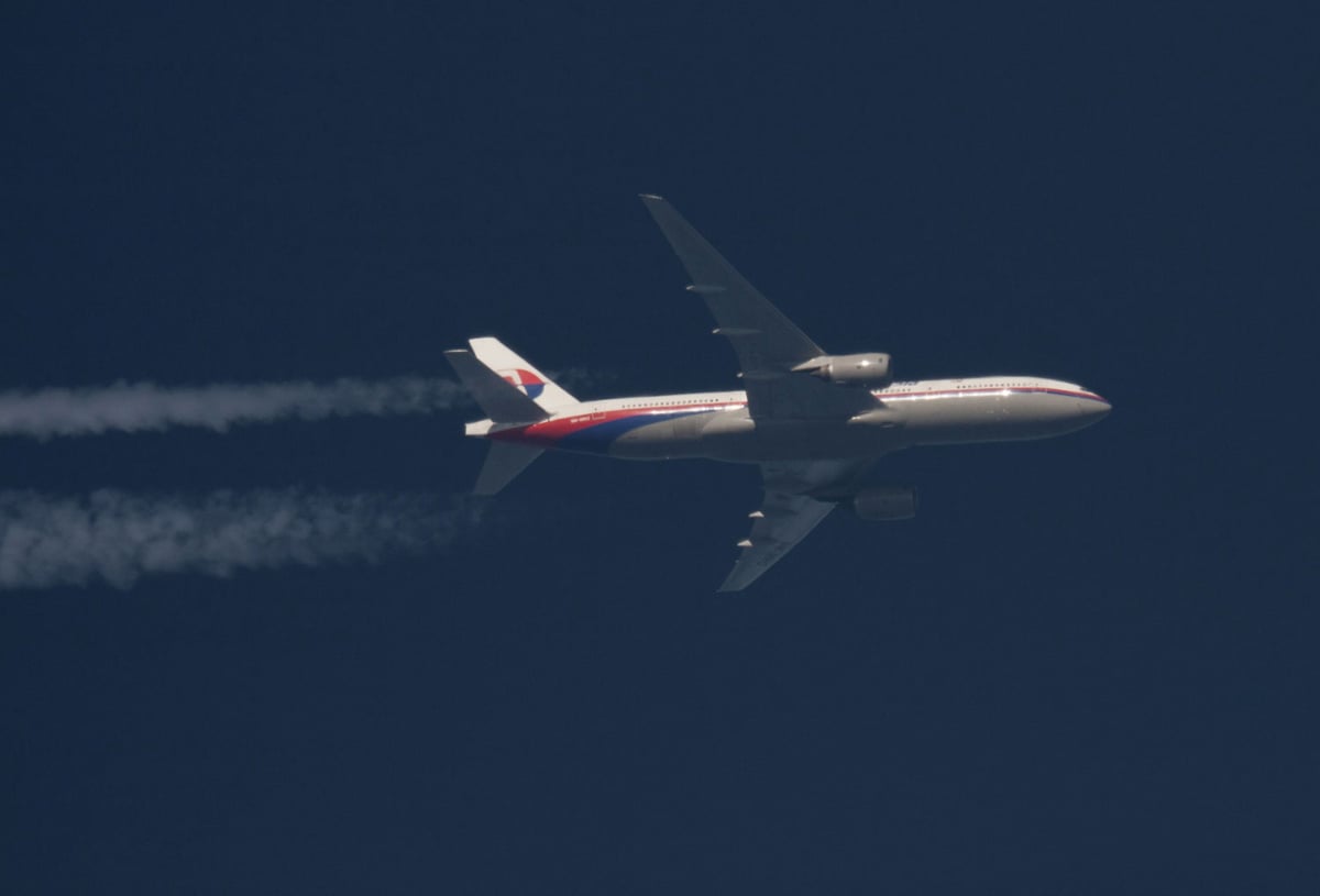 MH370 search: Malaysia approves new hunt for missing passenger jet 