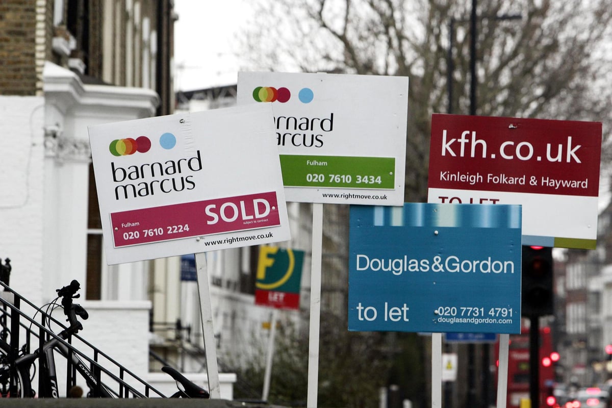 London property prices: sellers ‘may have missed the peak’ as asking prices fall | London Evening Standard
