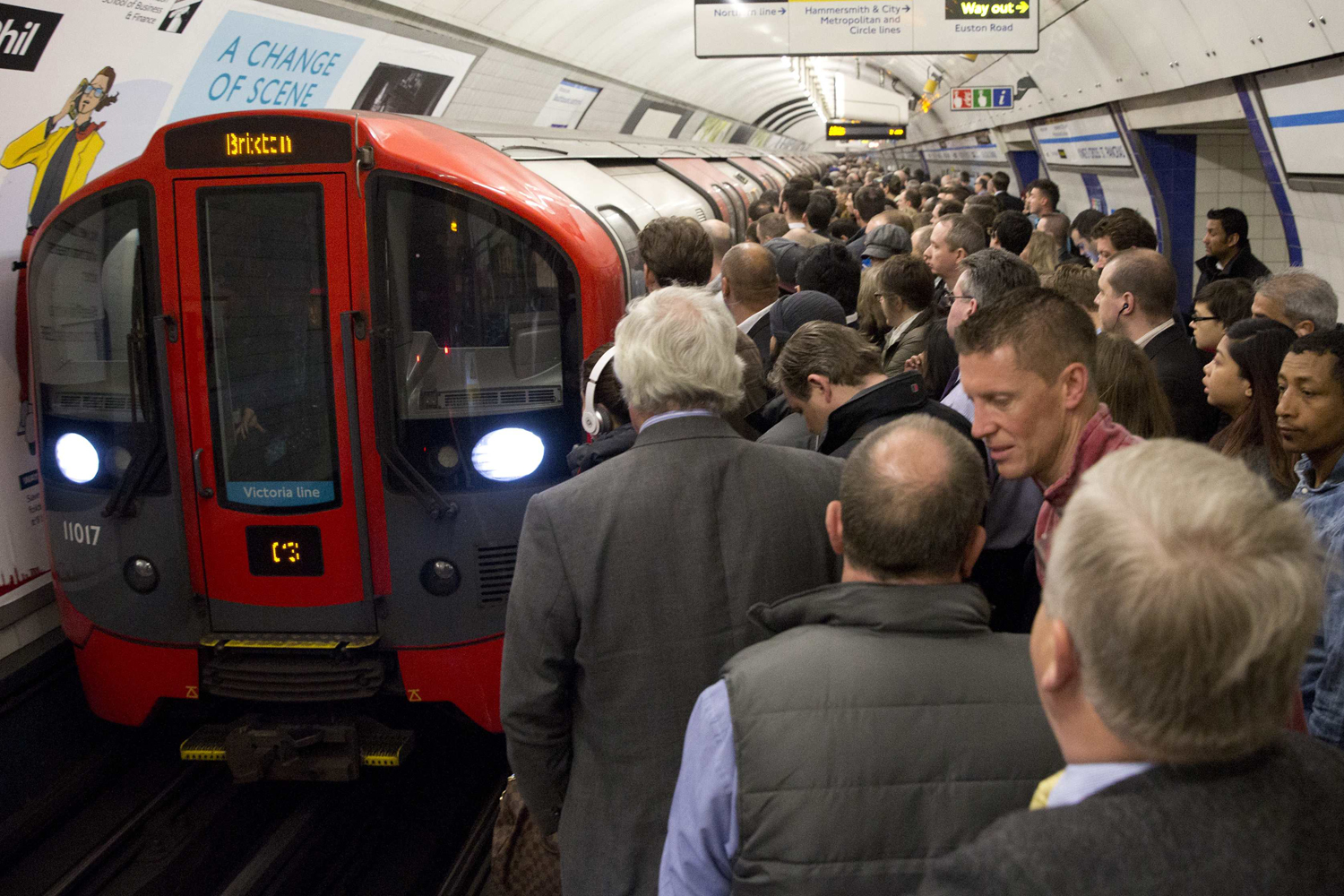 Major delays and cancellations on rail routes serving King’s Cross - live updates
