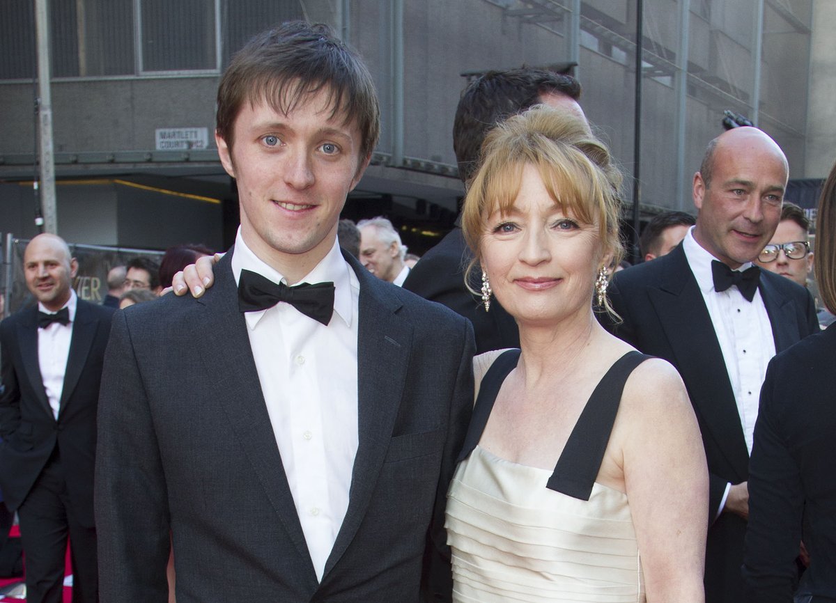 Lesley Manville: 'Women must have more choice on childbirth' | London Evening Standard