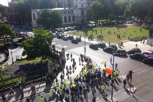 London taxi protest: Gridlock in central London as cabbies bring traffic to a standstill | London Evening Standard