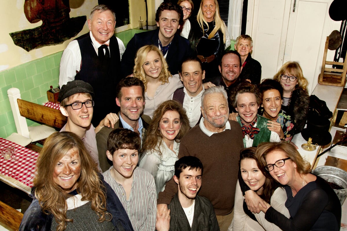 Stephen Sondheim and James Franco visit London's oldest pie and mash shop for Sweeney Todd show | London Evening Standard