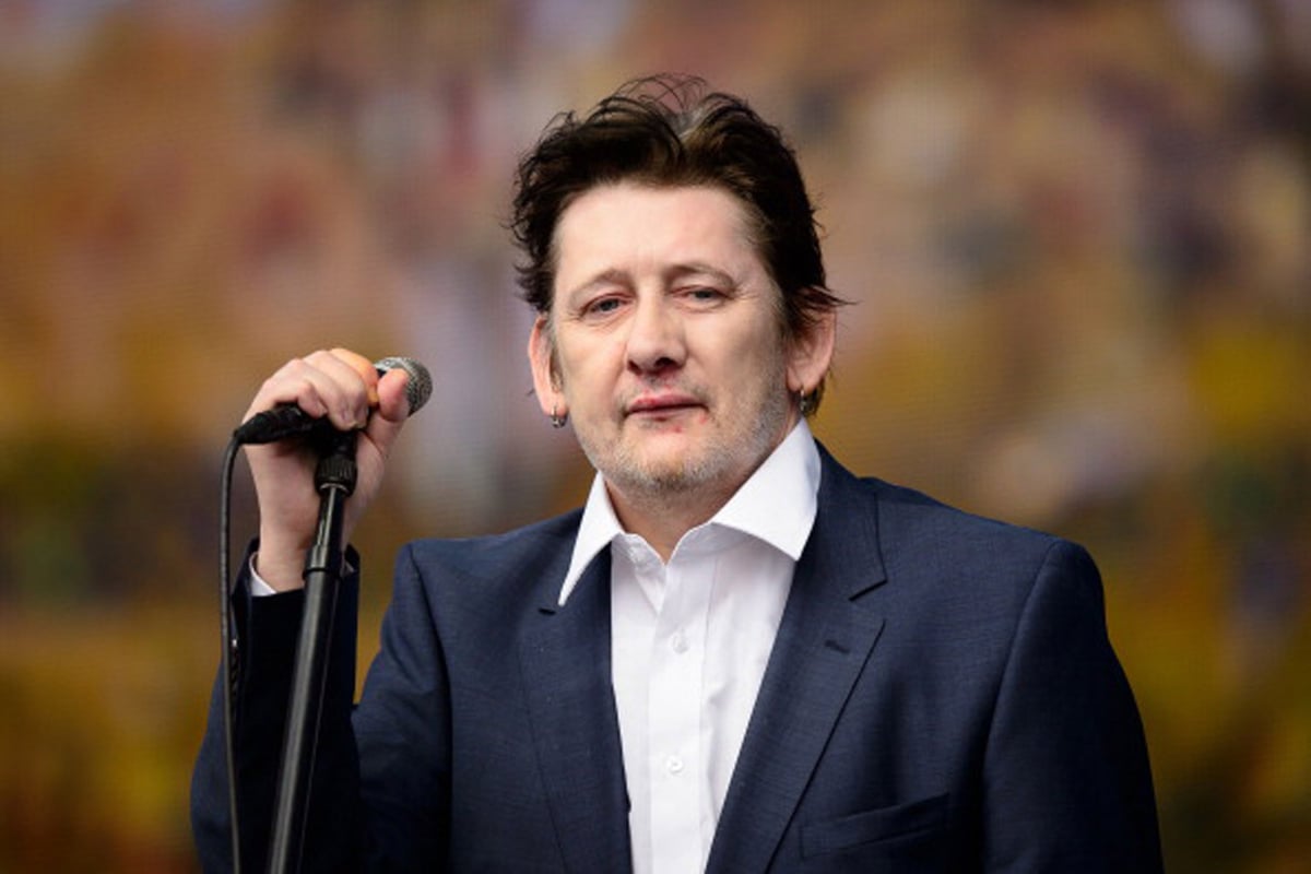Shane MacGowan ‘falls asleep’ before joining The Libertines on stage at Dublin gig | London Evening Standard