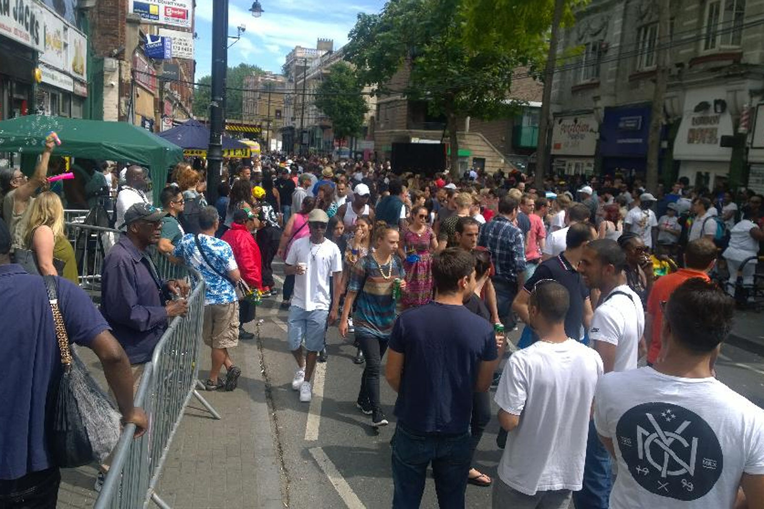 'Queen's birthday party' axed amid fears it could descend into rave