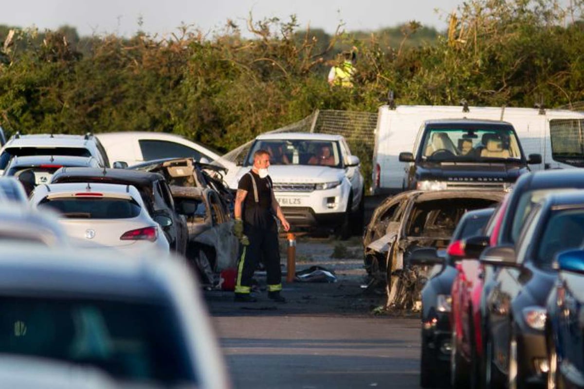 Six alerts issued from plane before crash which killed three members of Bin Laden family | London Evening Standard