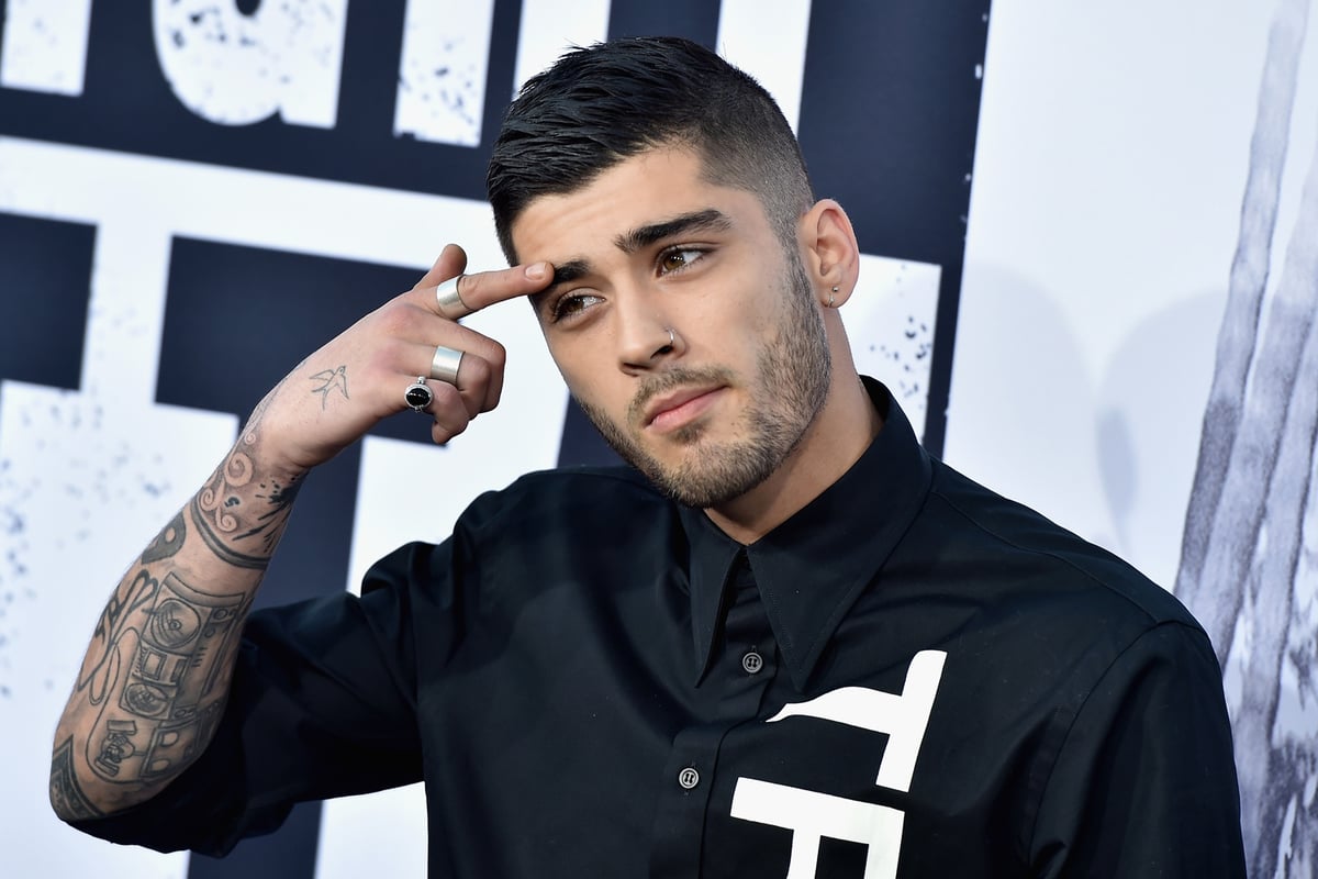 Zayn Malik slicks down eyebrows as he poses in 'Truth' shirt at Straight Outta Compton premiere | London Evening Standard