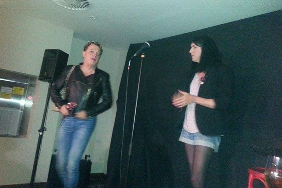 London comedian claims Eddie Izzard banned her sharing photos of him interrupting Fringe show | London Evening Standard