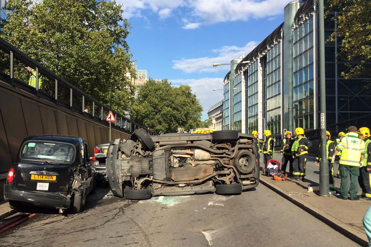 10 injured as Range Rover flips in collision with black cab