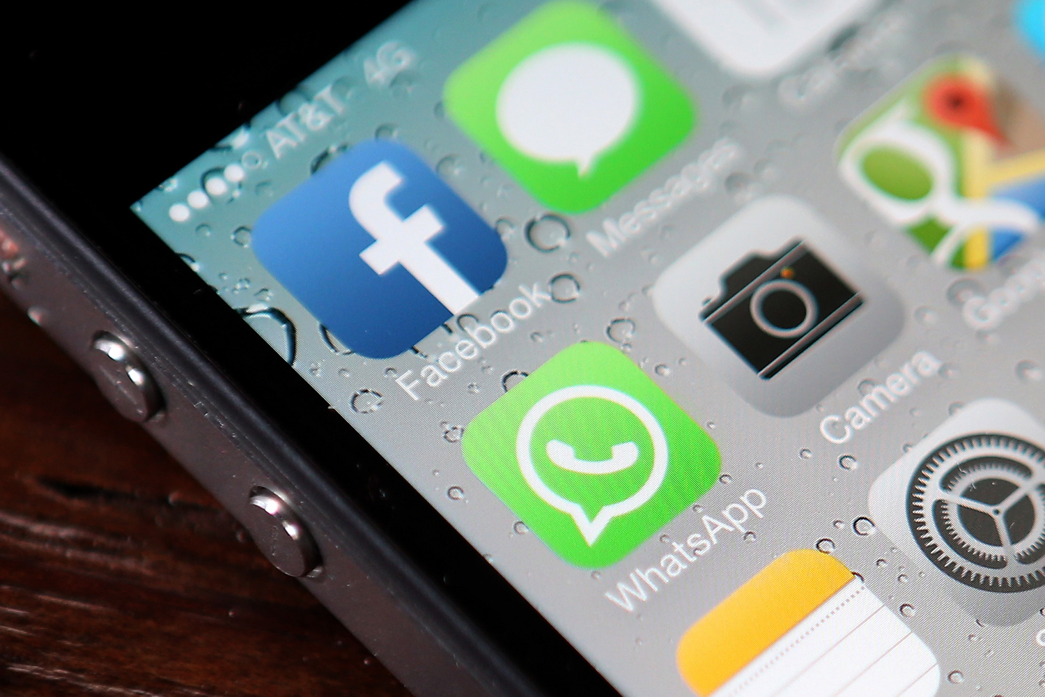 Man accidentally sends explicit pictures to his HR manager... twice