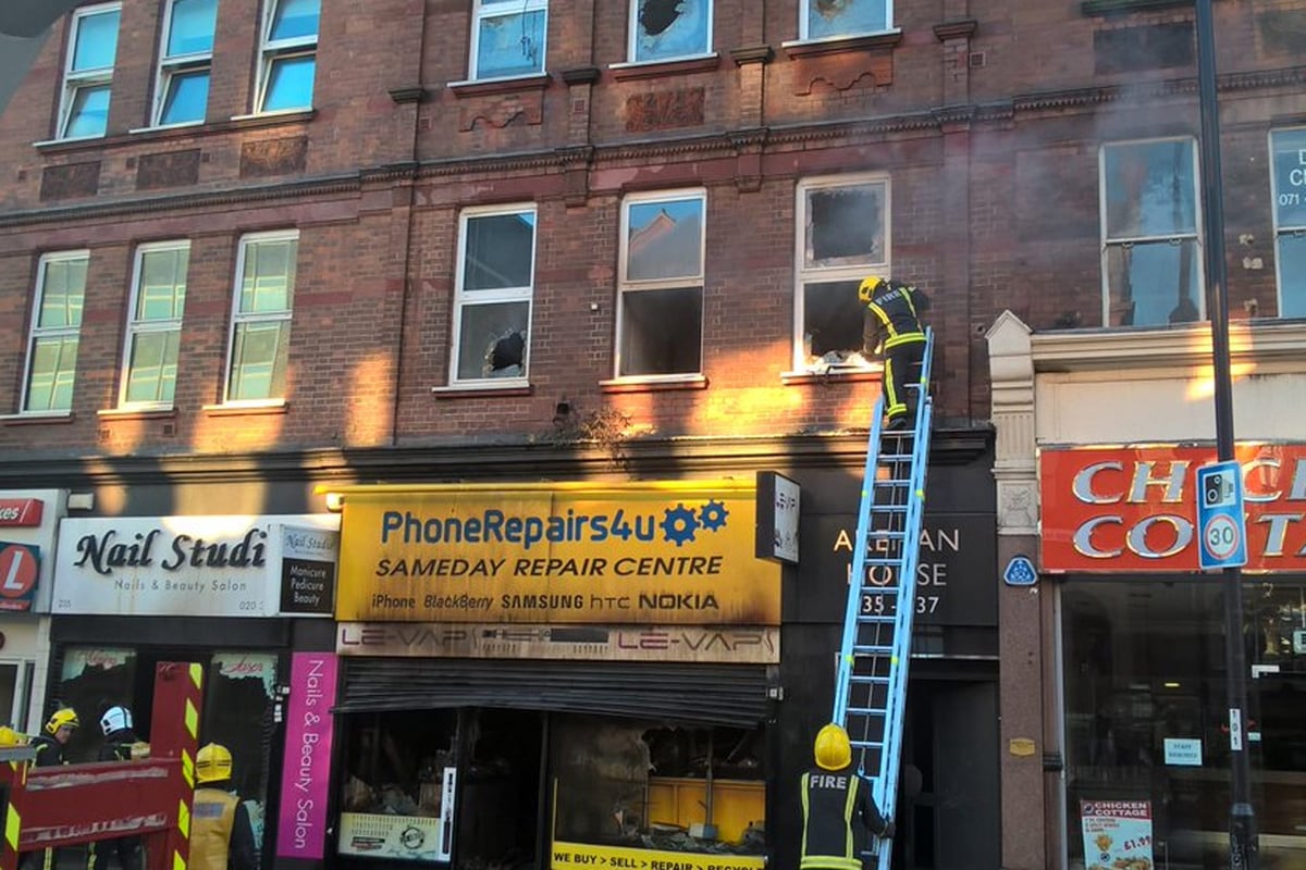 Finchley Road fire: travel chaos continues as firefighters battle smoke 24 hours after fire broke out | London Evening Standard