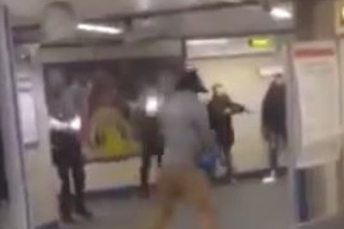 Leytonstone stabbing: Man 'screams this is for Syria' in knife attack at Tube station | London Evening Standard