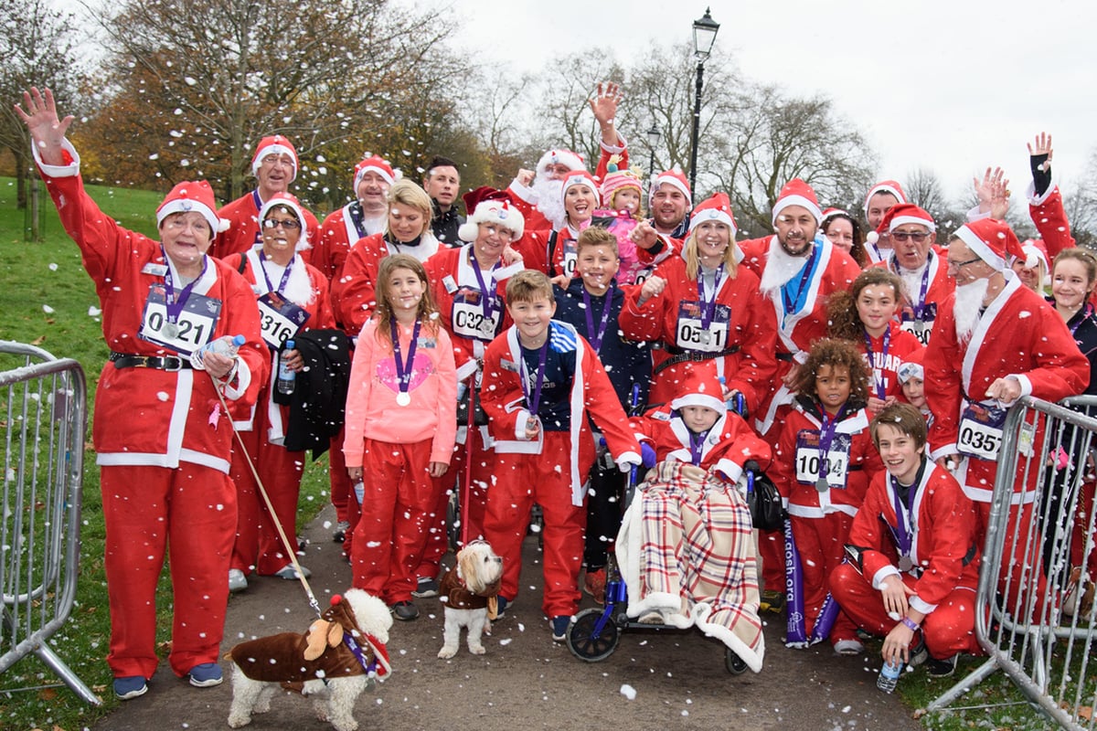 Give to GOSH: Seven-year-old leukaemia patient's family raises thousands in Santa Dash | London Evening Standard