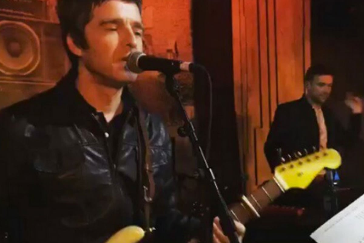 Noel Gallagher and Damon Albarn put Britpop rivalry aside to form supergroup for Paul Simonon’s birthday | London Evening Standard
