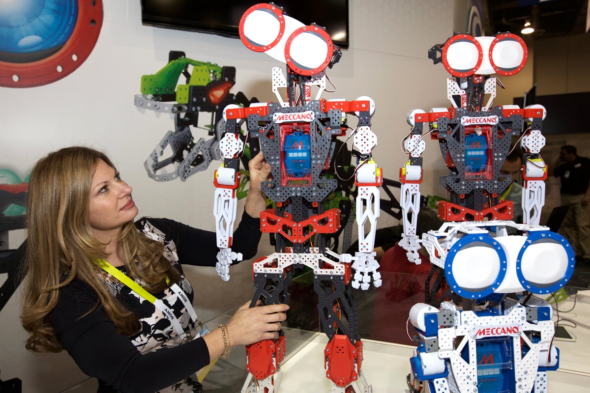 Classic toy brand Meccano unveils high-tech 'build your own robot' kit | London Evening Standard