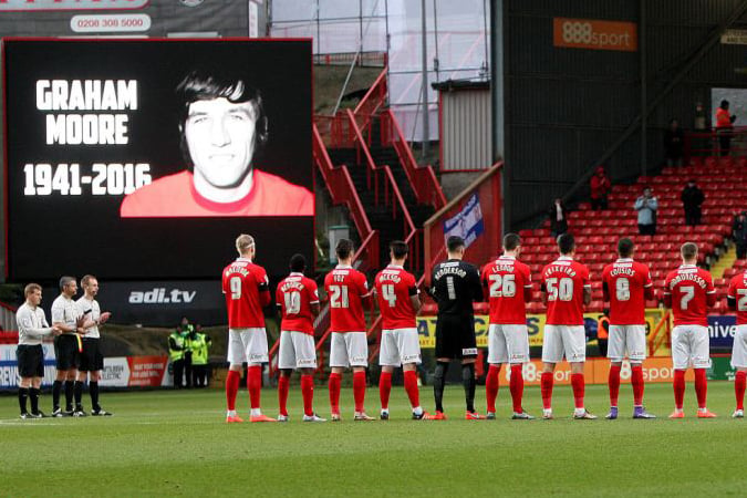 Charlton Athletic apologise over using incorrect photo during Graham Moore tribute | London Evening Standard