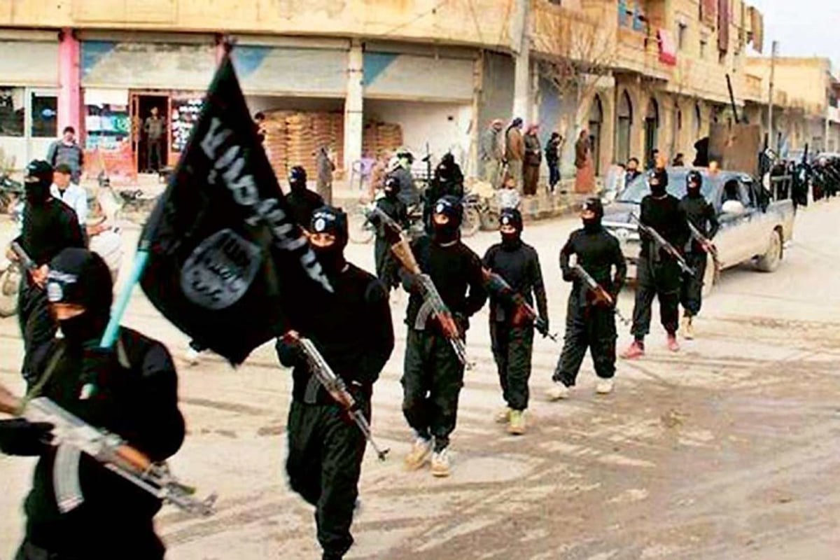 Muslims lashed and publicly 'crucified' by Isis for breaking Ramadan fast | London Evening Standard