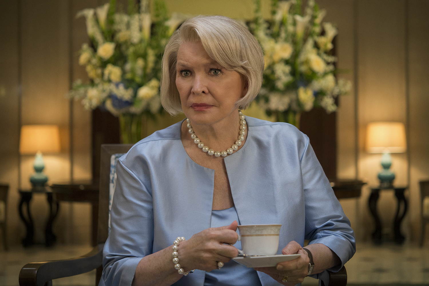 How TV shows like House of Cards know the power of keeping mum