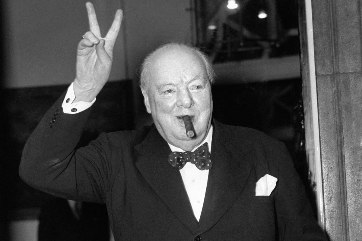 William Hague: Churchill’s career would have been over if his finances were in spotlight | London Evening Standard