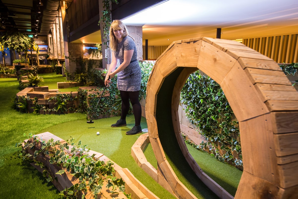 Isn’t it your round? Crazy golf course Swingers opens in the City – first look | London Evening Standard