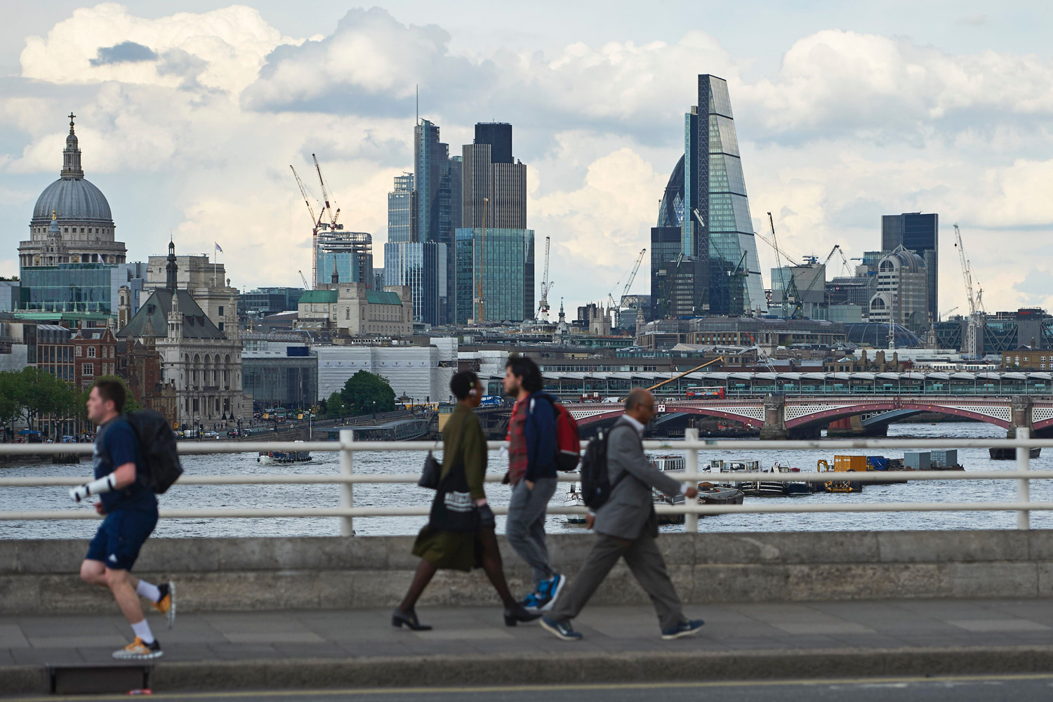 Barings marks return with 20 Old Bailey deal
