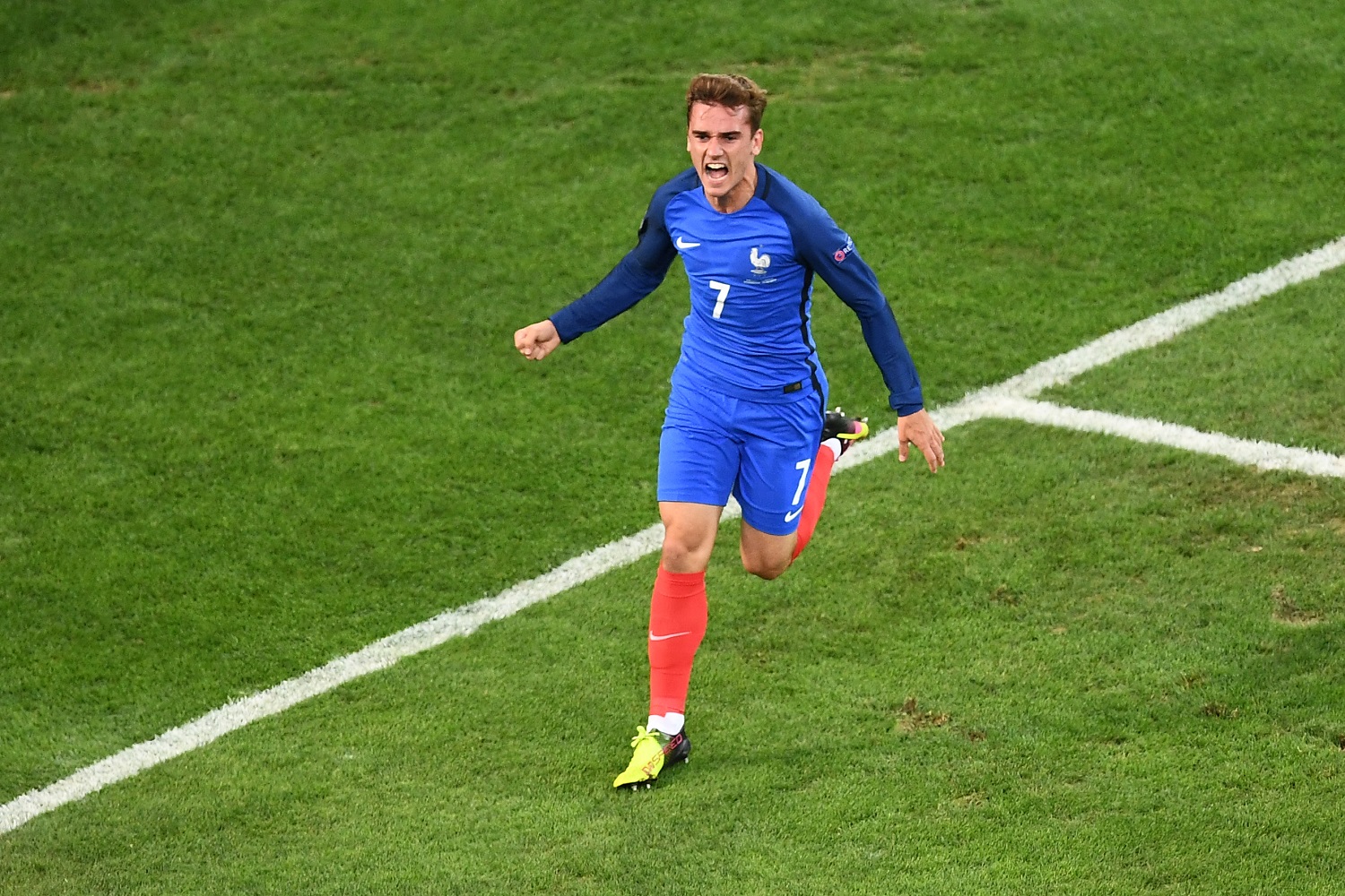 Official: Antoine Griezmann named Euro 2016 Player of the Tournament