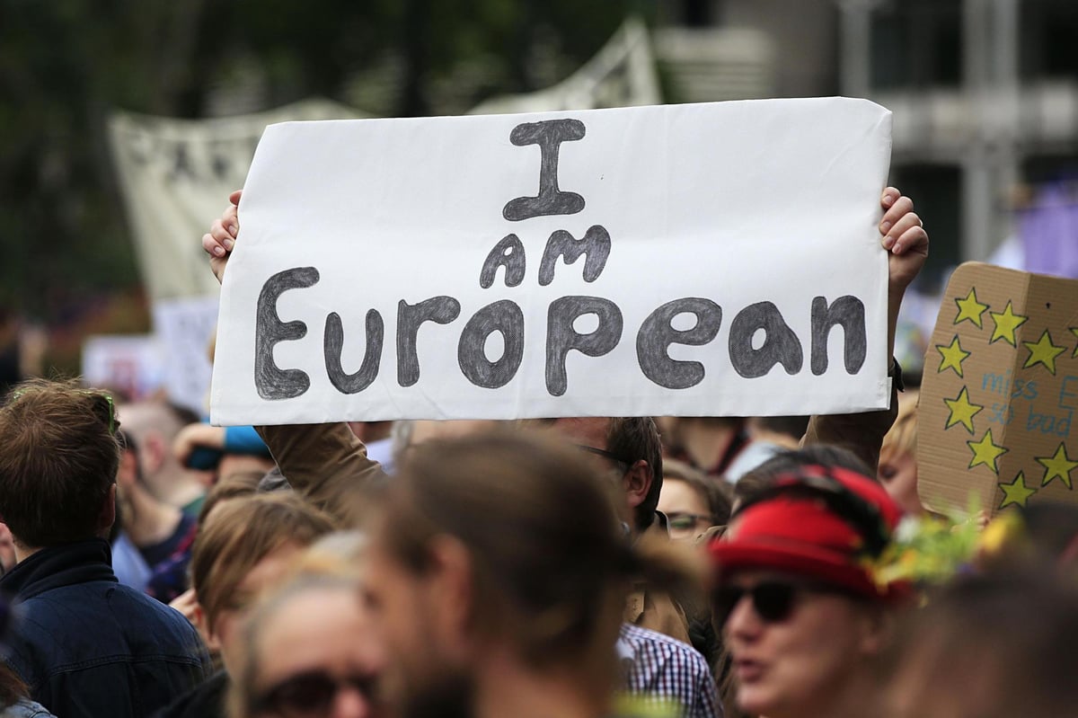 Theresa May's offer to EU citizens living in UK 'falls far short' | London Evening Standard