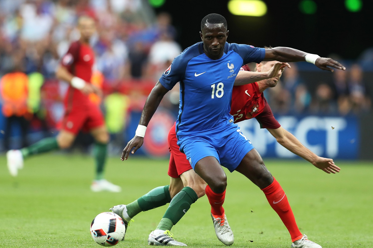Newcastle want £35m for Sissoko amid Arsenal and Spurs rumours
