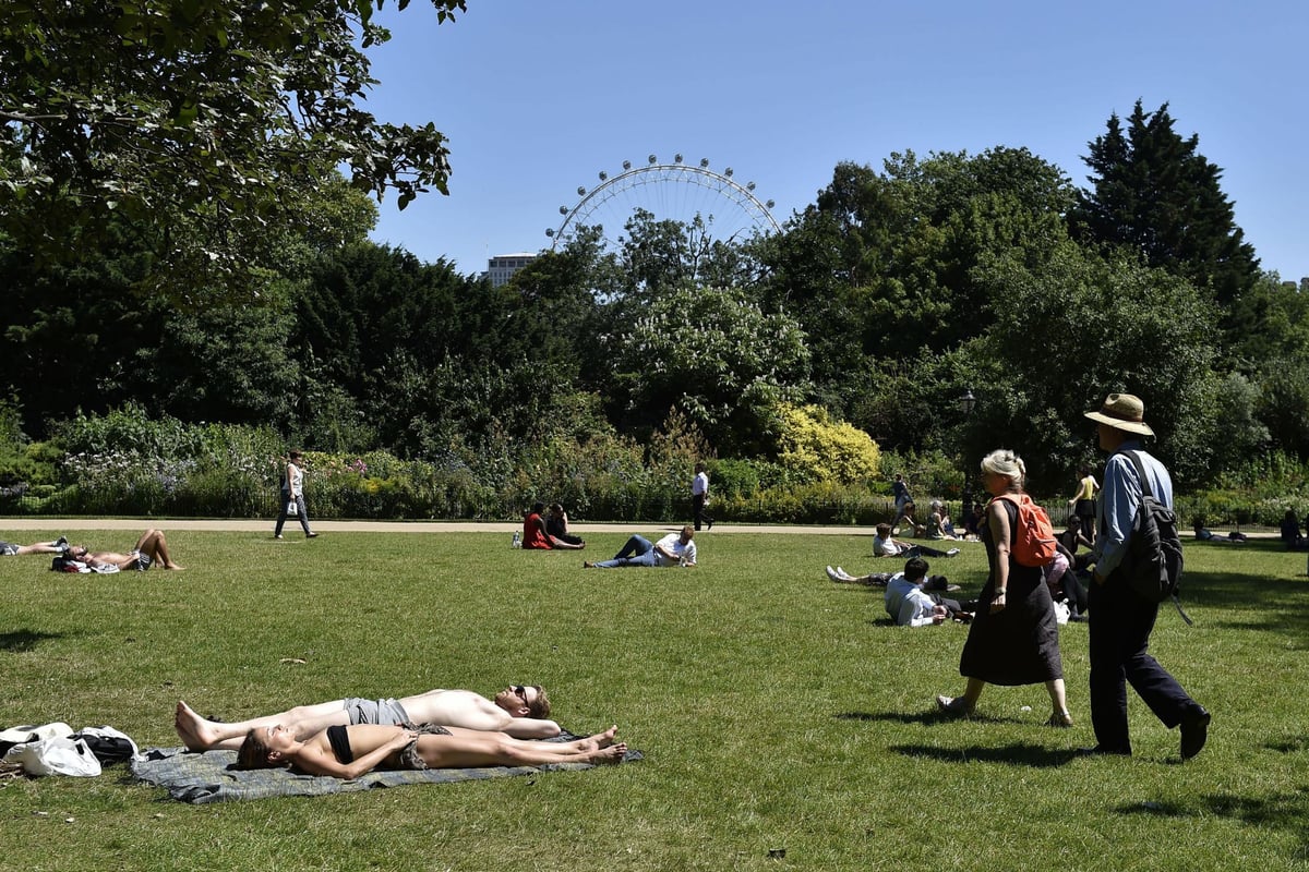London weather: Temperatures could hit 30C as spring heatwave continues... before thunderstorms move in | London Evening Standard