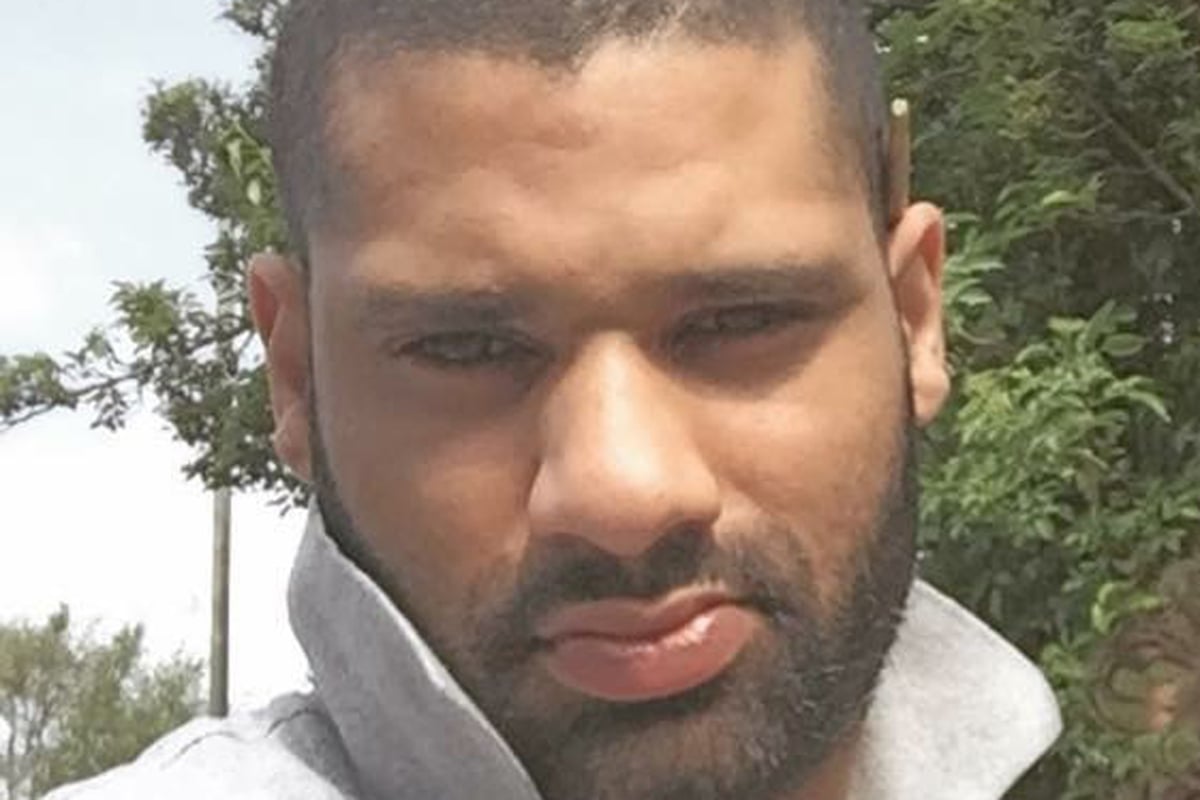 Bethnal Green stabbing: Family and friends hold vigil for victim | London Evening Standard