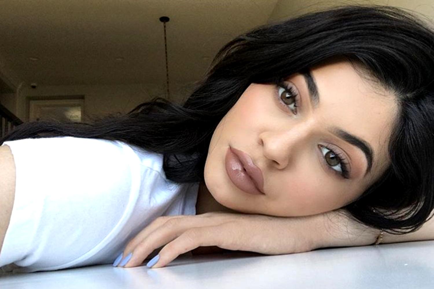 The power pout: how to contour your lips like Kylie Jenner