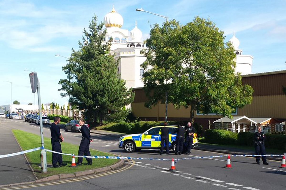 Police make 55 arrests after armed intruders storm Sikh temple | London Evening Standard