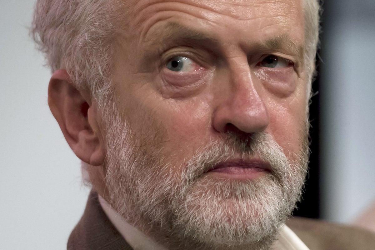 Jeremy Corbyn pressured to act on anti-semitism claims amid shouts of 'shame' | London Evening Standard