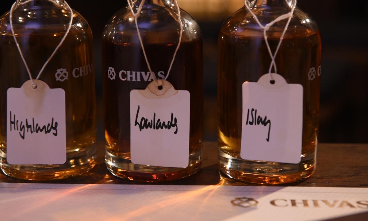 New Brick Lane pop-up bar allows you to blend your own whisky | London Evening Standard