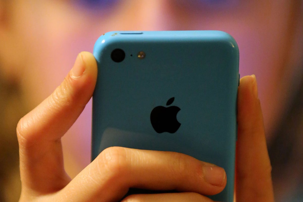 Children as young as 10 'pressured into sexting' | London Evening Standard