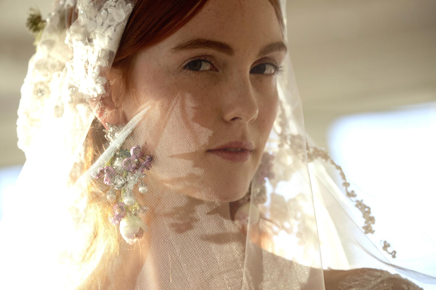 6 Steps to bridal beauty: salon vs at home