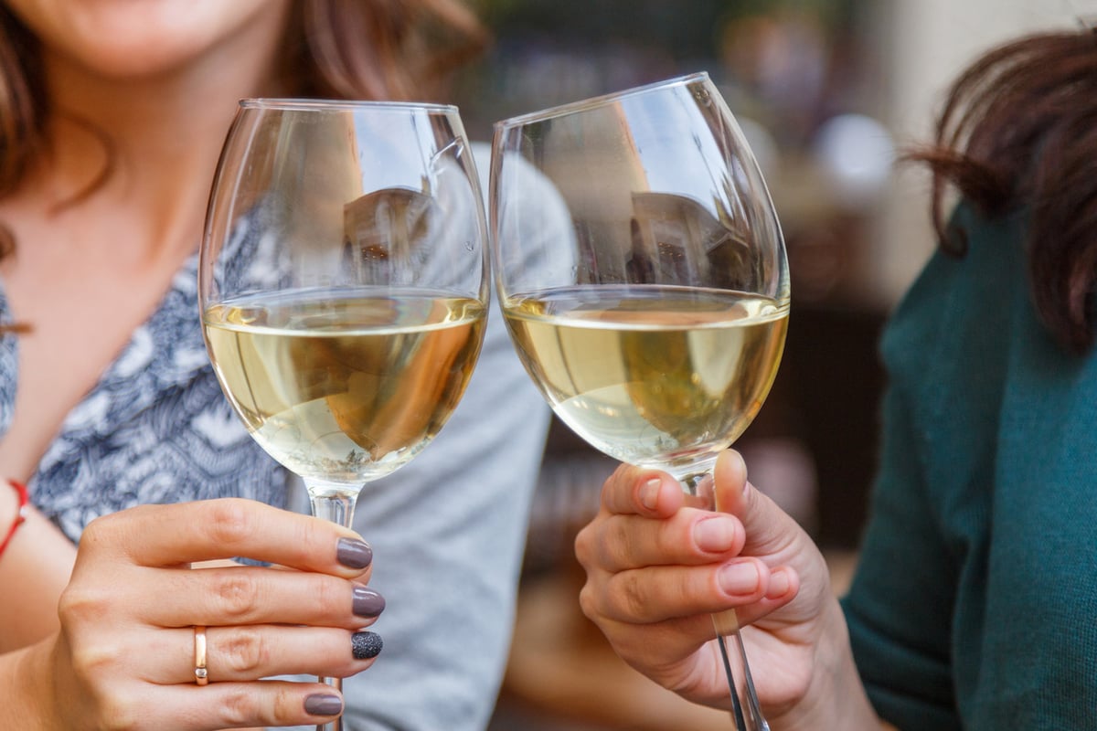 The number of young British women who binge drink may surprise you | London Evening Standard