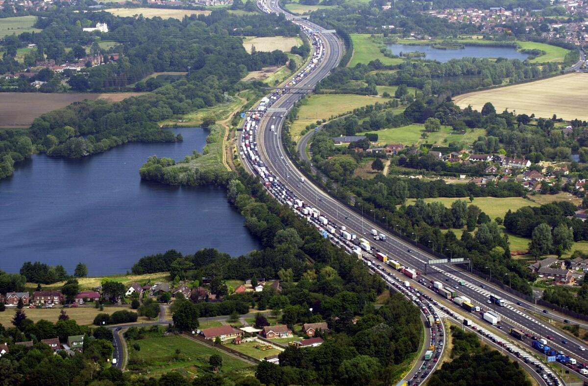 Easter weekend travel news: Busiest roads, Tube and rail closures plus everything else you need to know | London Evening Standard
