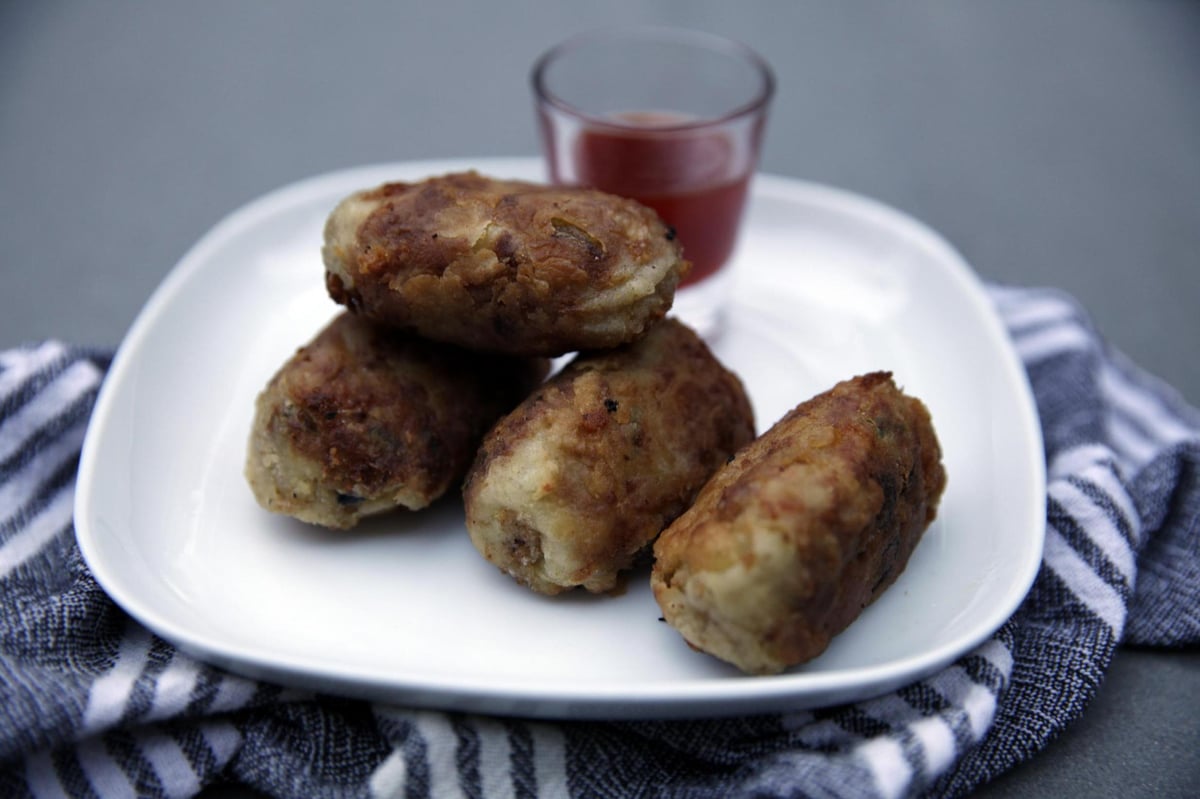 How to make Mallika Basu's comforting bread and cheese bites | London Evening Standard