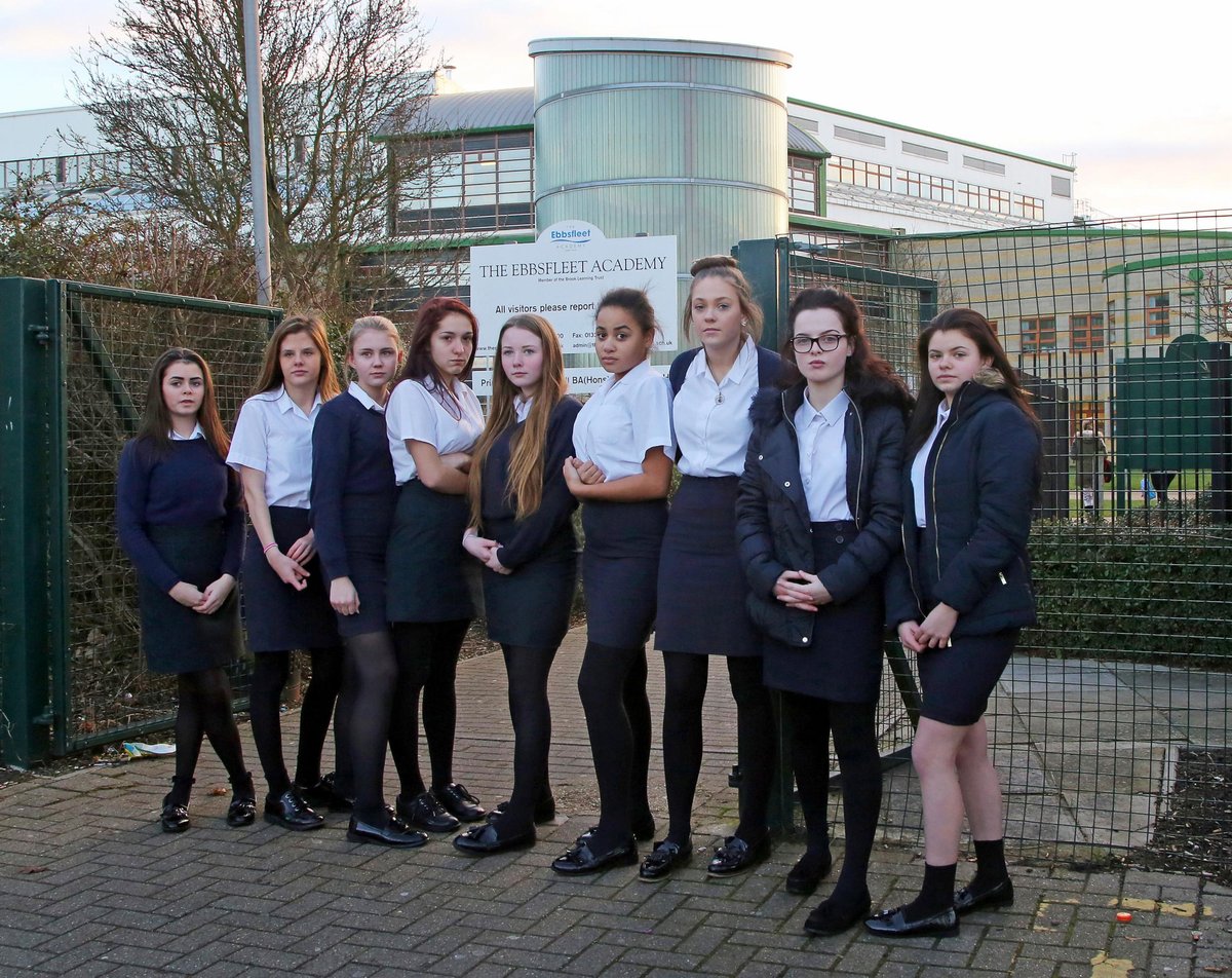 Parents furious after Ebbsfleet Academy headteacher sends schoolgirls home for skirts '5cm above the knee' | London Evening Standard