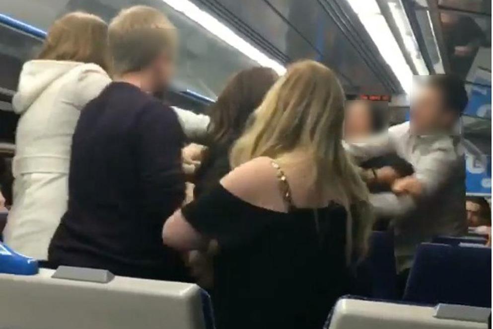 Police storm London train as mass brawl erupts after row over bagels | London Evening Standard