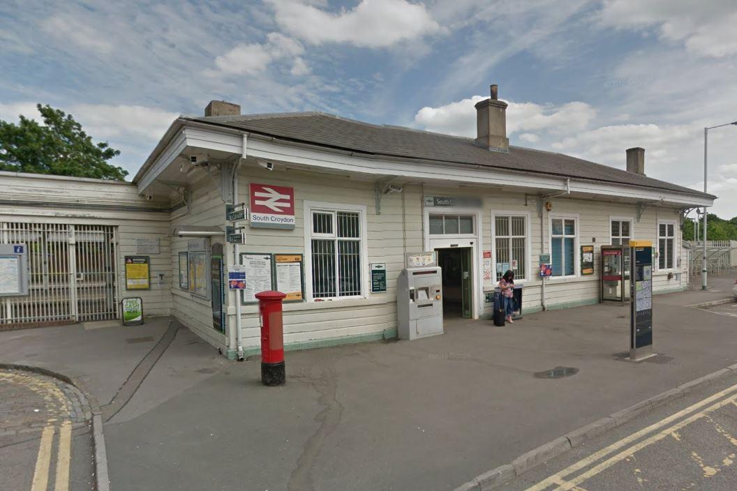 South Croydon station: Man dies after being hit by train | London Evening Standard