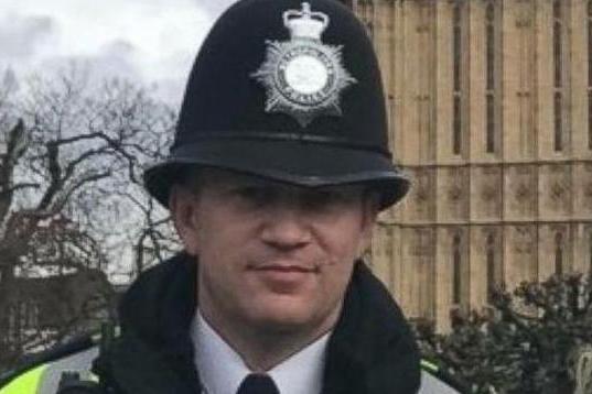Tragic final picture of hero PC Keith Palmer 45 minutes before he was stabbed to death | London Evening Standard
