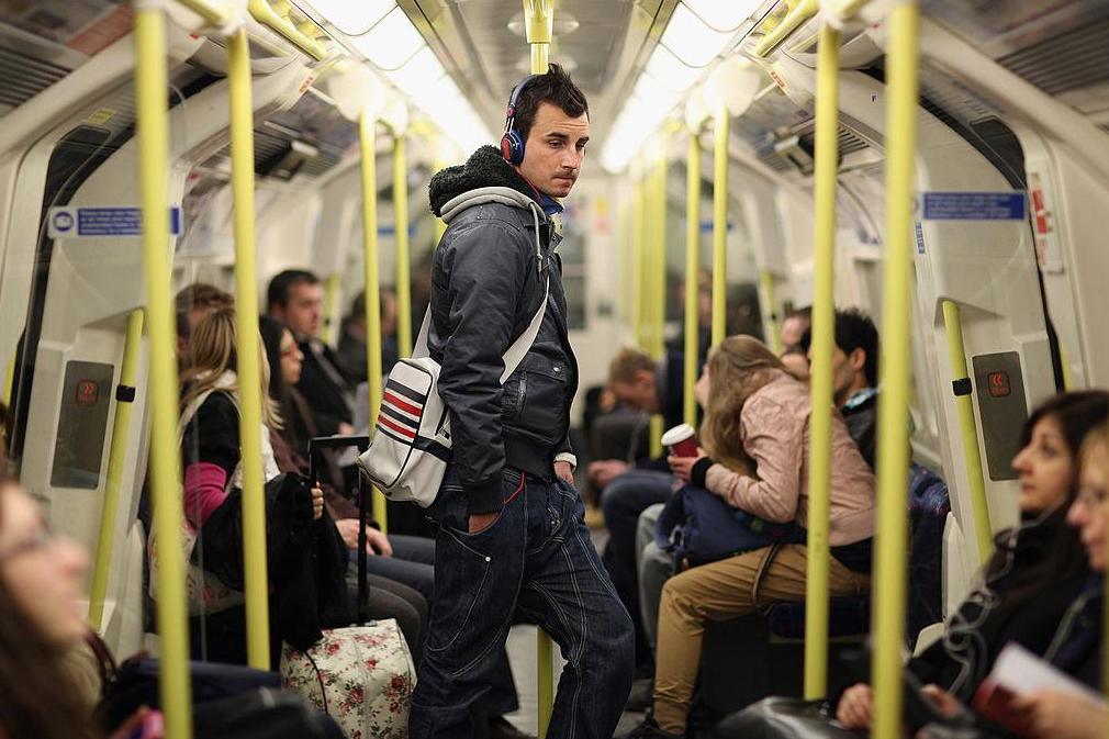 18 things you do on the Tube that other people hate | London Evening Standard