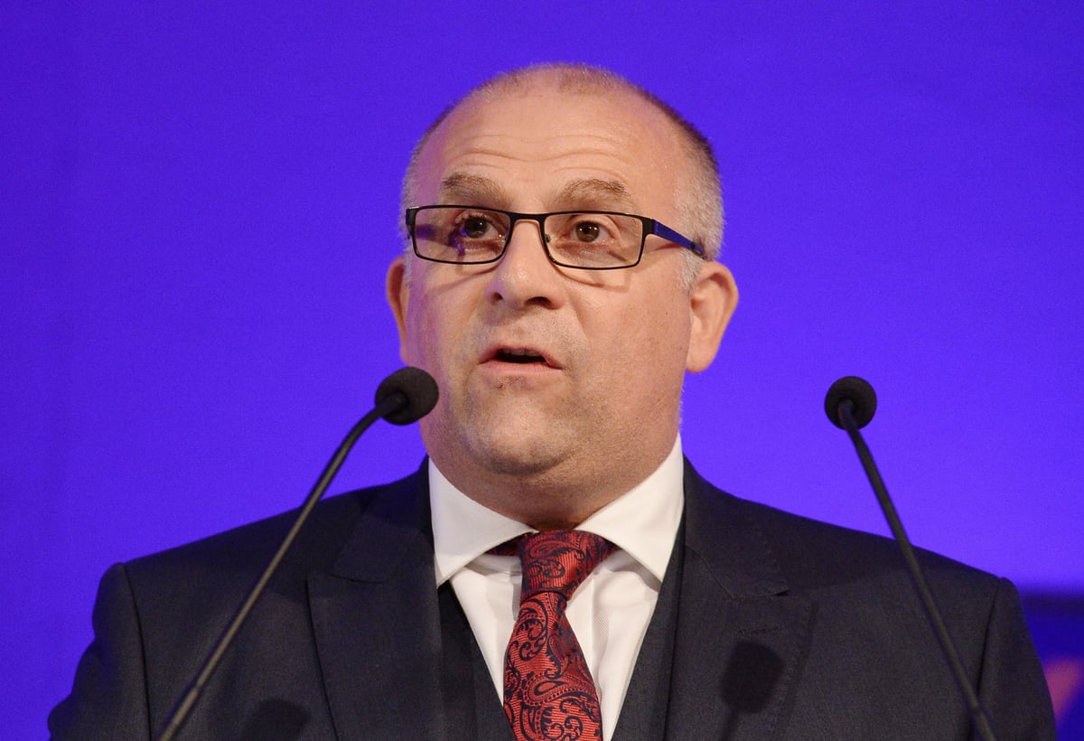 Ukip foreign affairs chief James Carver quits over party's 'vile' burka ban | London Evening Standard