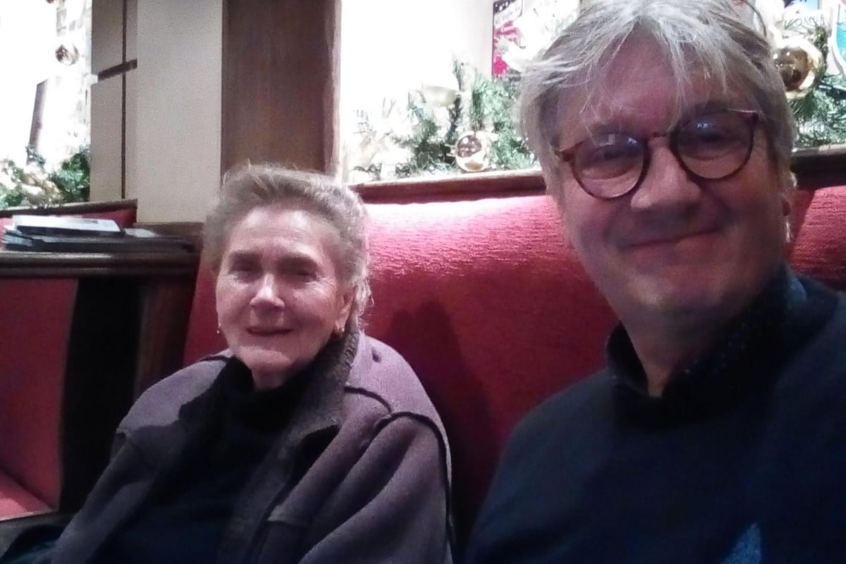 Croydon woman, 84, spends 12 hours trapped in a hospital toilet | London Evening Standard