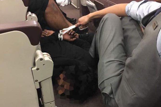 Malaysian Airlines plane forced to return to Melbourne Airport after passenger 'tries to enter cockpit' | London Evening Standard