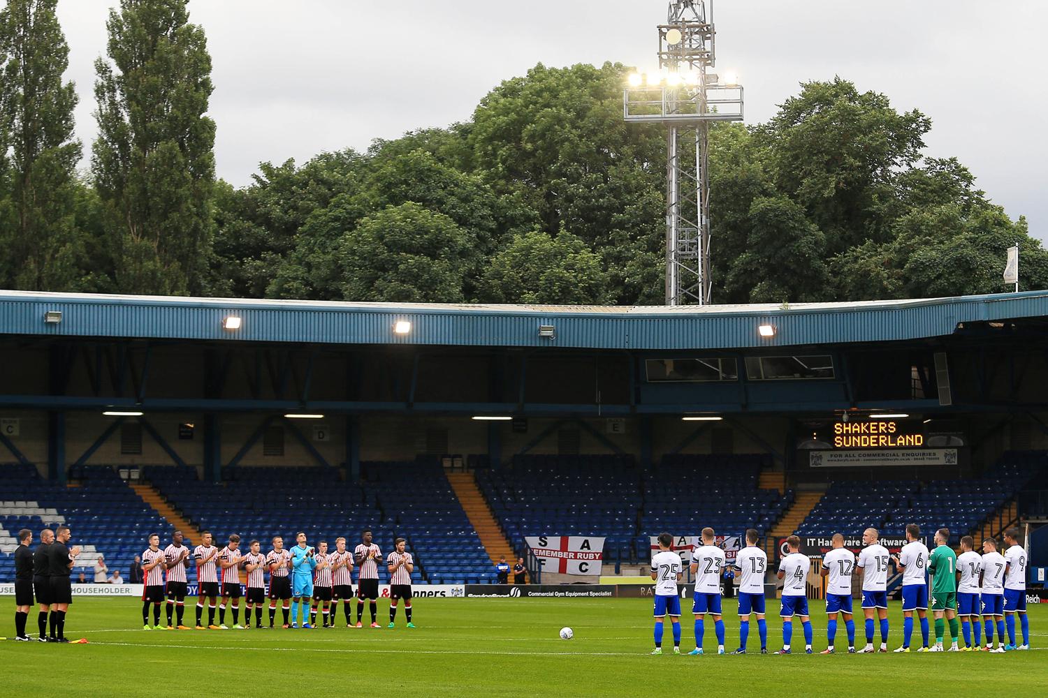 Sunderland and Bury players in emotional tribute to Bradley Lowery