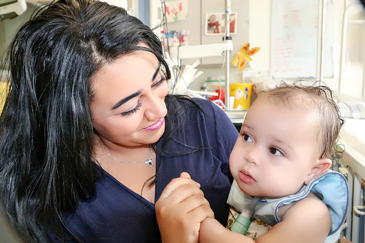Mother of baby with rare genetic condition similar to Charlie Gard: his parents must 'never give up' | London Evening Standard