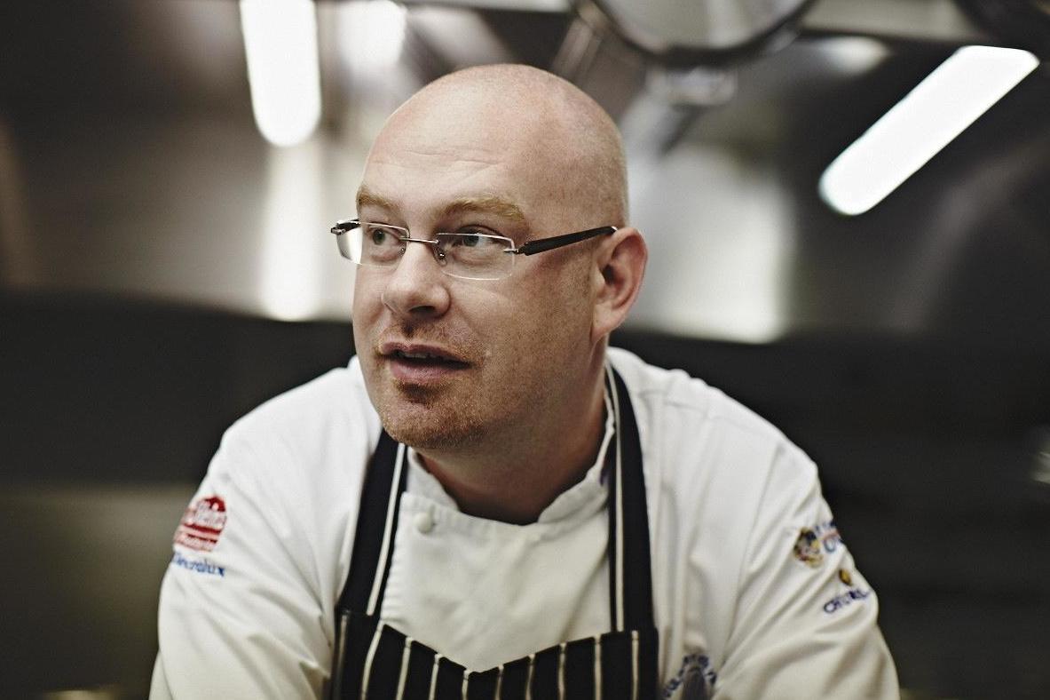 Video: Simon Hulstone brings The Elephant to London | London Evening Standard